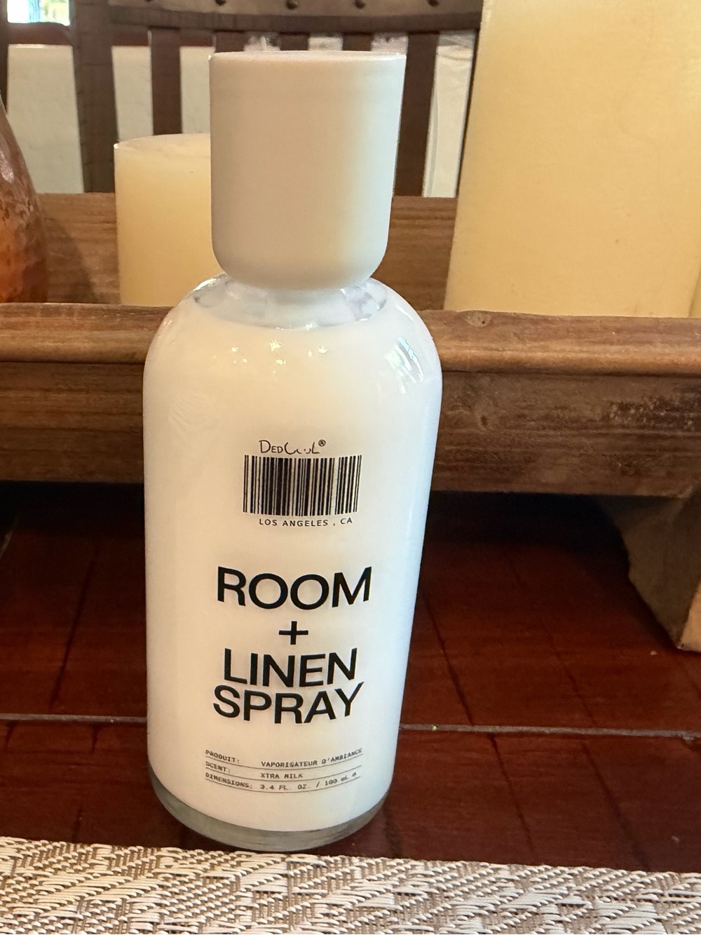 DedCool room spray in Xtra Milk New